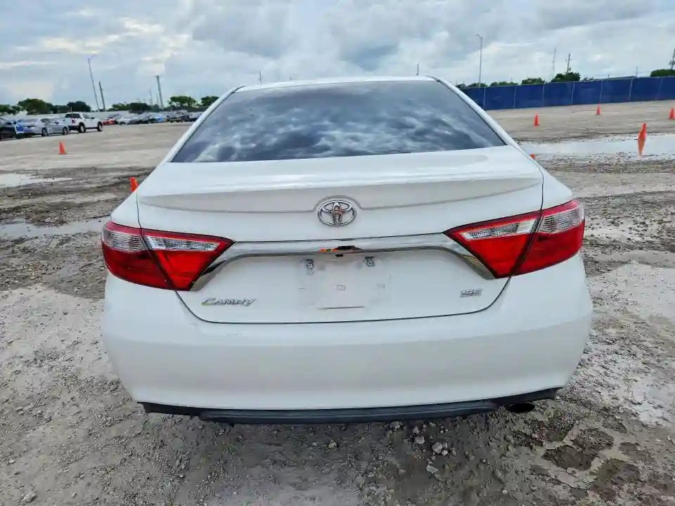 4T1BF1FK6FU884562 2015 TOYOTA CAMRY-5