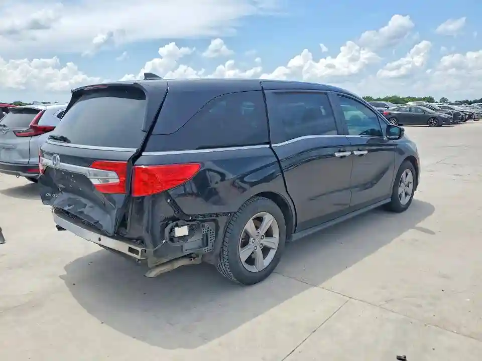 5FNRL6H72JB097885 2018 HONDA ODYSSEY-2