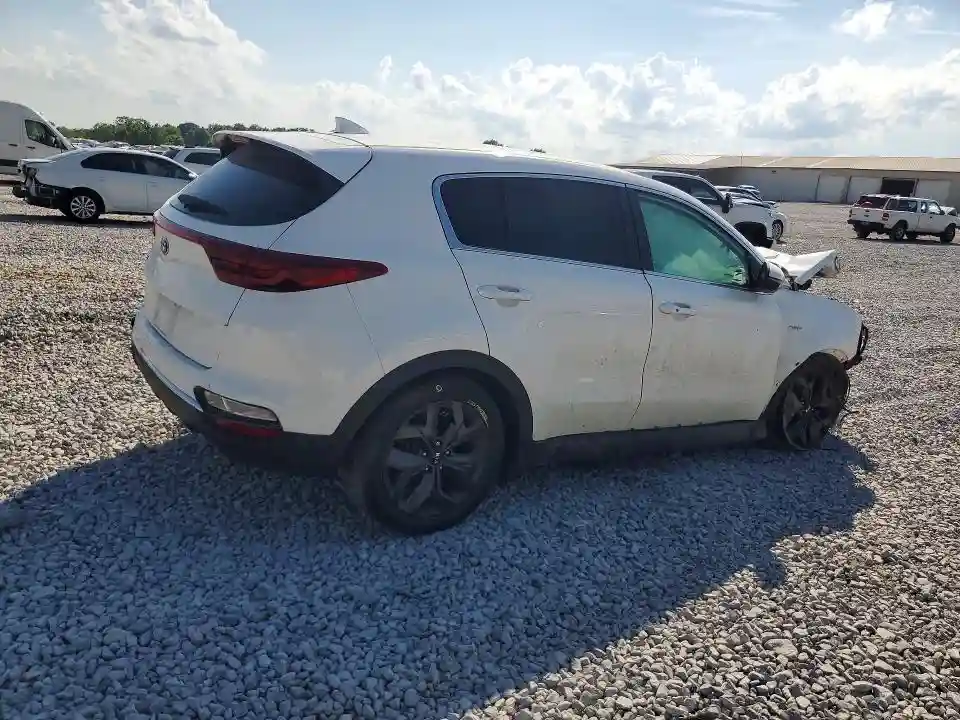 KNDPMCAC7N7023996 2022 KIA SPORTAGE-2