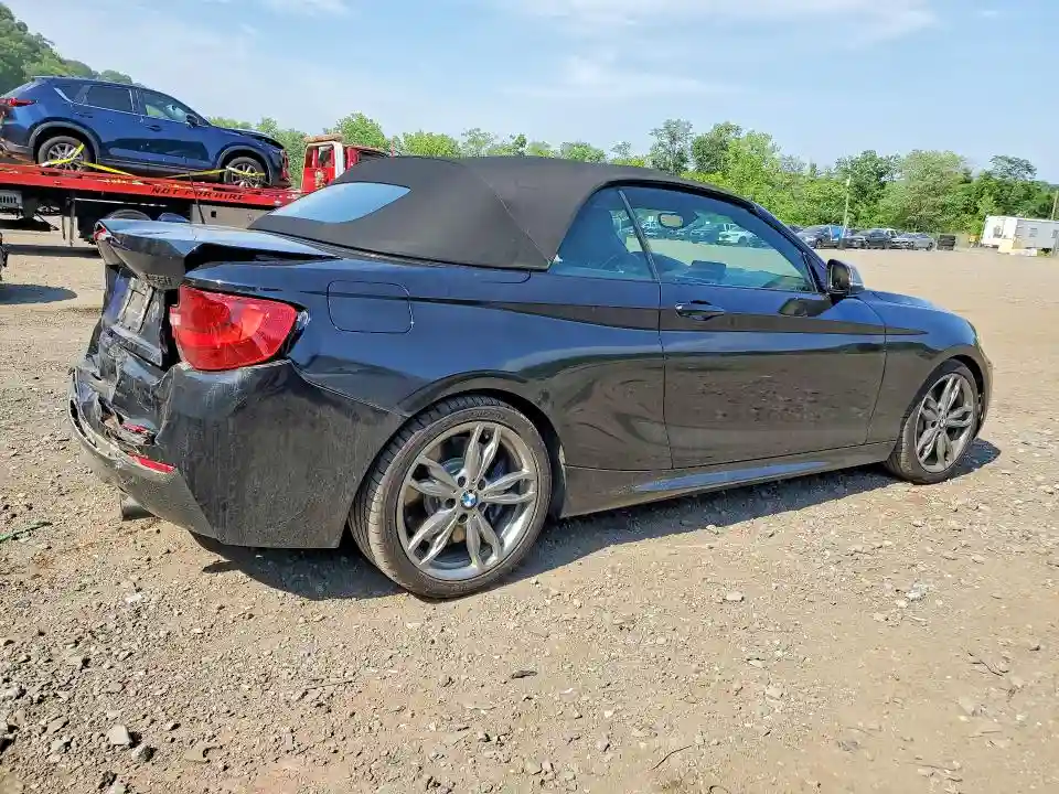 WBA1M5C5XGV326721 2016 BMW M2-2