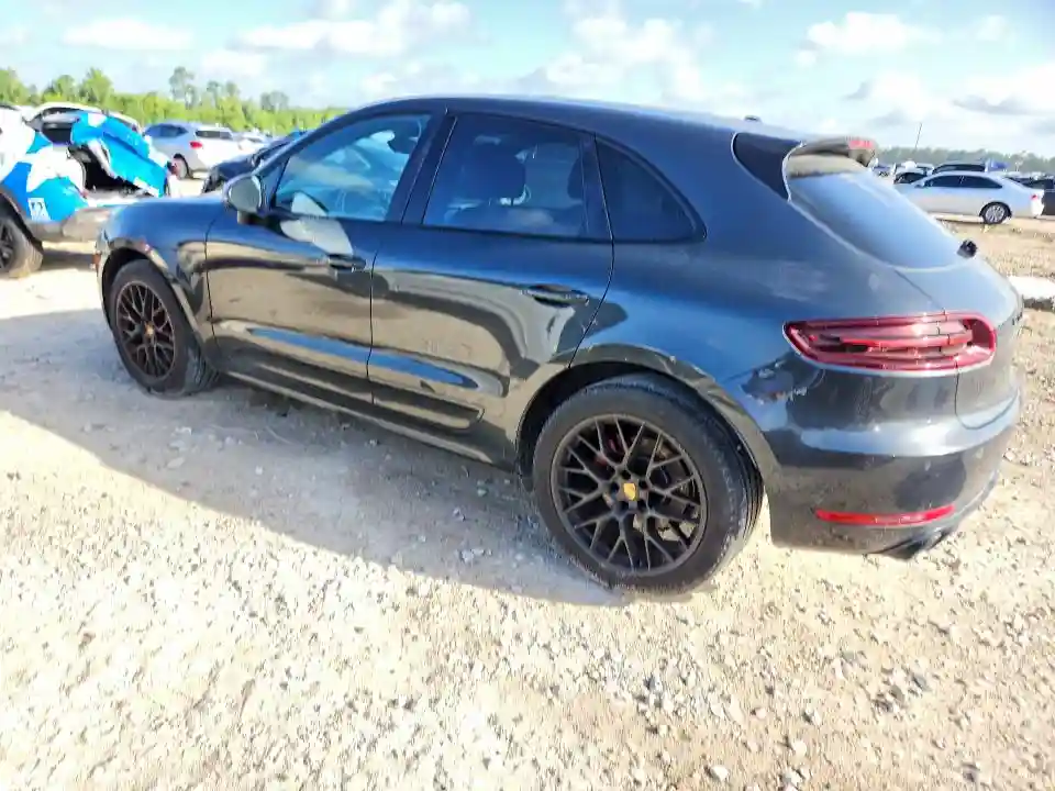 WP1AG2A57JLB60185 2018 PORSCHE MACAN-1