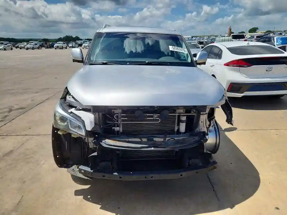 JN8AZ2NE3H9157415 2017 INFINITI QX80-4