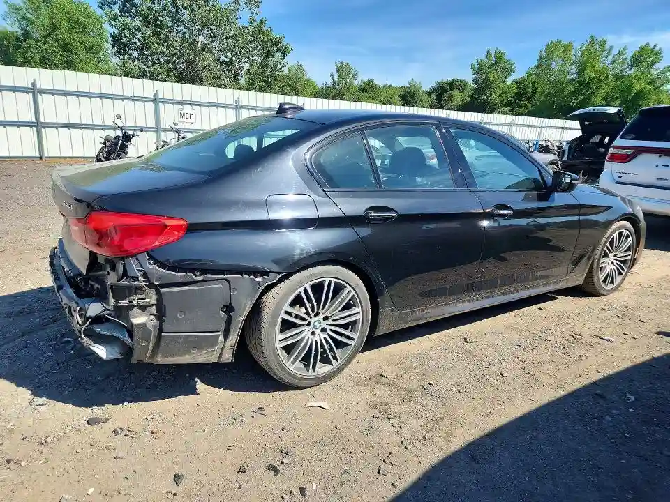 WBAJE7C31HG889573 2017 BMW 5 SERIES-2