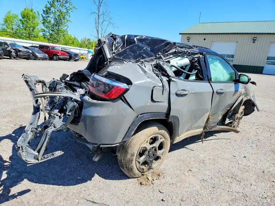 3C4NJDDNXPT565790 2023 JEEP COMPASS-2