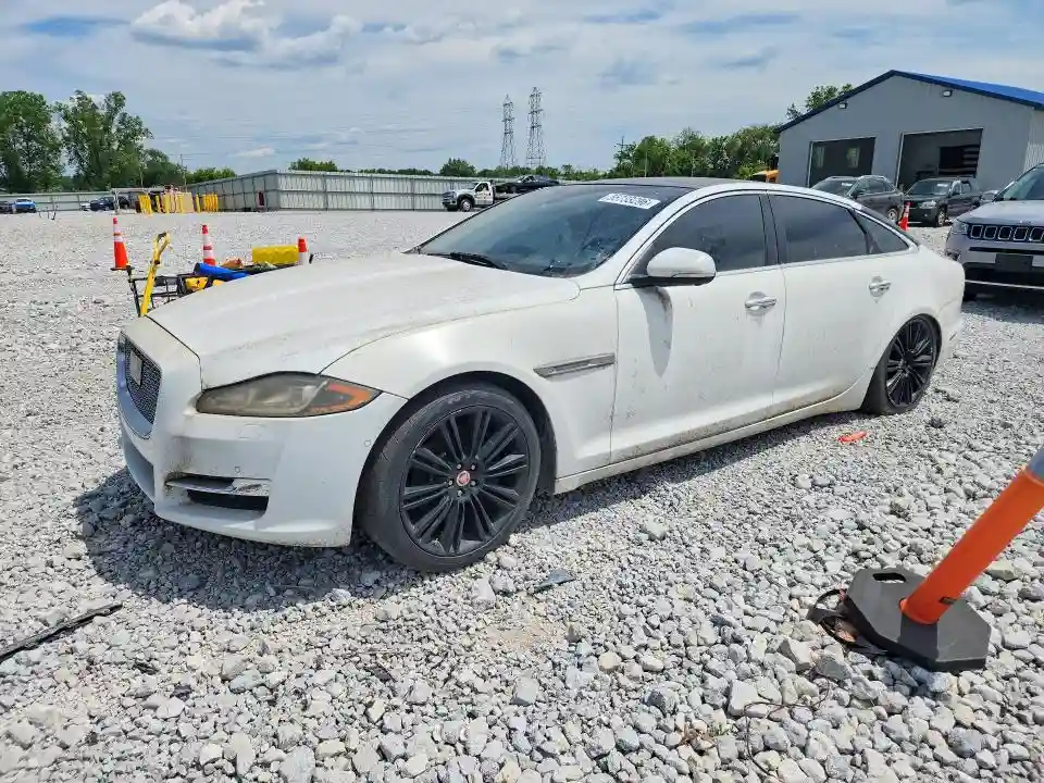 SAJWA2G72G8V96666 2016 JAGUAR XJ-0