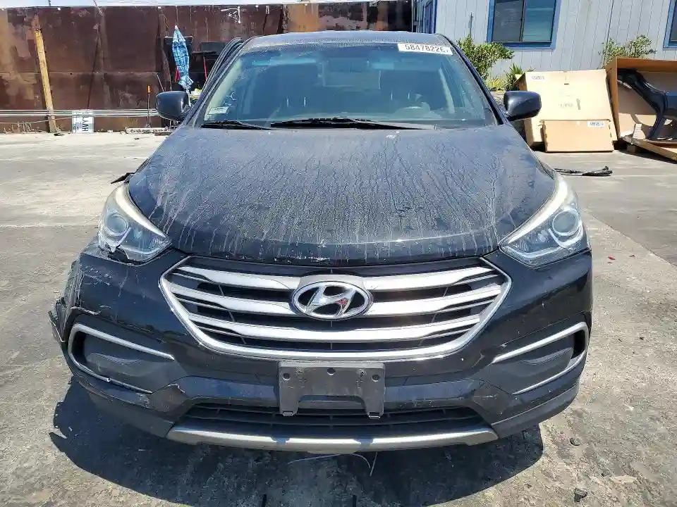 5NMZT3LB8JH061546 2018 HYUNDAI SANTA FE-4