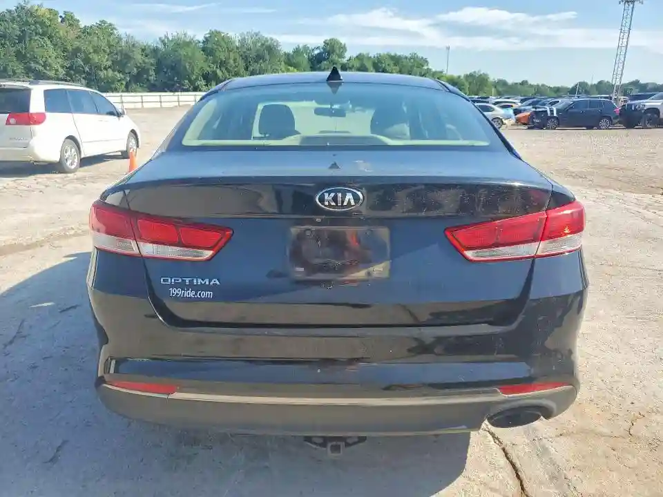 5XXGT4L30GG019613 2016 KIA OPTIMA-5