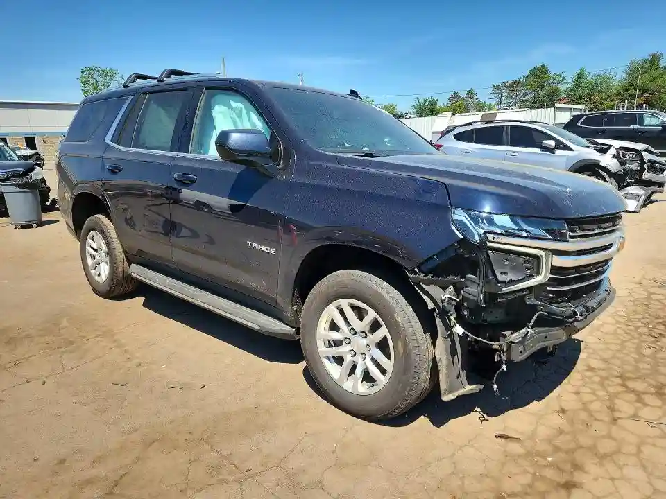 1GNSKNKD5NR173118 2022 CHEVROLET TAHOE-3