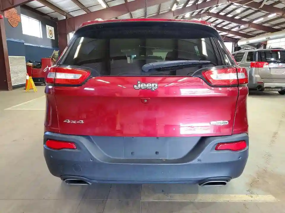 1C4PJMCS1HW622888 2017 JEEP CHEROKEE-5