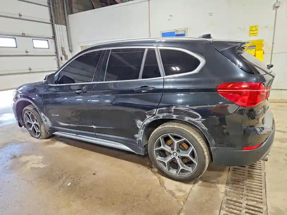 WBXHT3C30H5F86785 2017 BMW X1-1