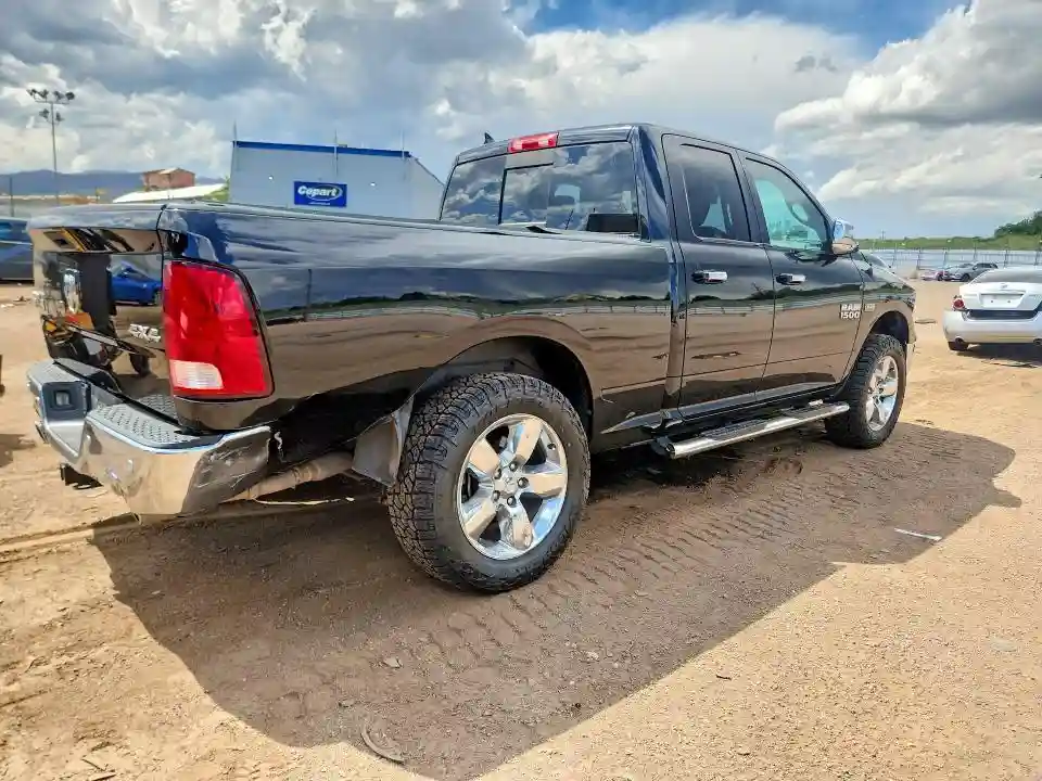 1C6RR7GT5HS658426 2017 RAM 1500-2