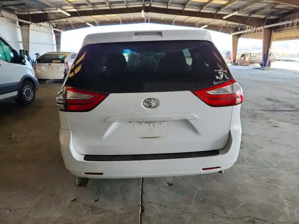 5TDZK3DC5FS600753 2015 TOYOTA SIENNA-5