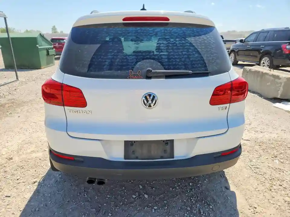 WVGAV7AX5HK026552 2017 VOLKSWAGEN TIGUAN-5