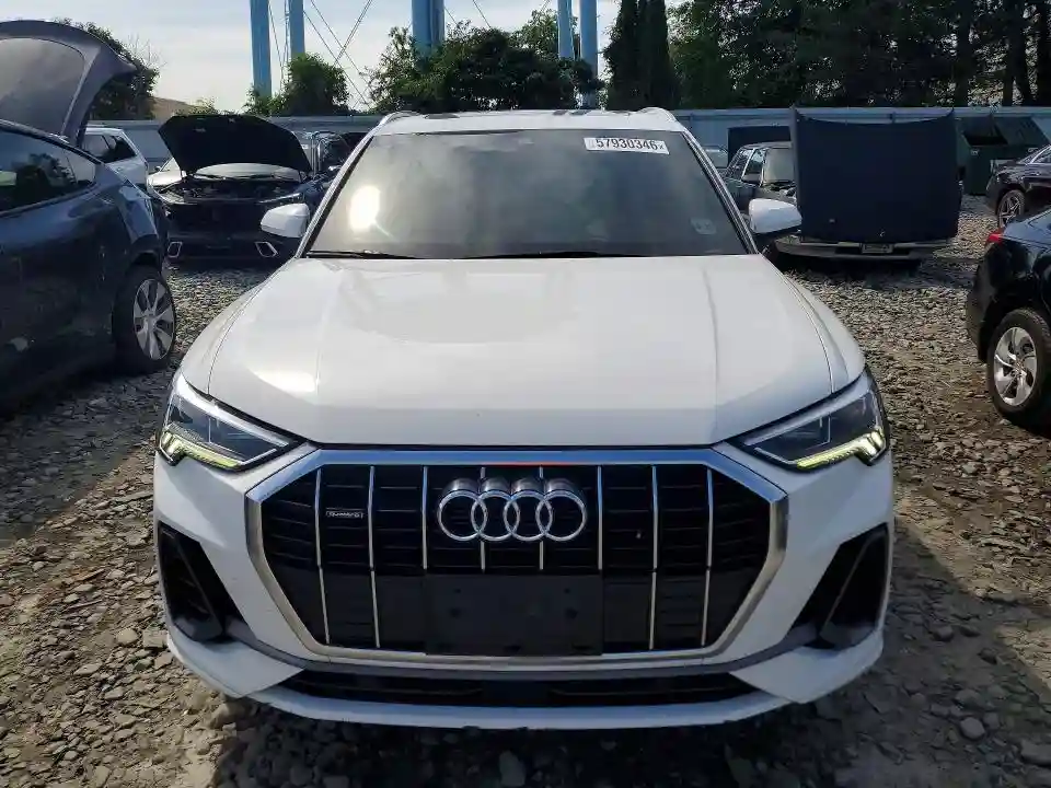 WA1EECF32L1075849 2020 AUDI Q3-4