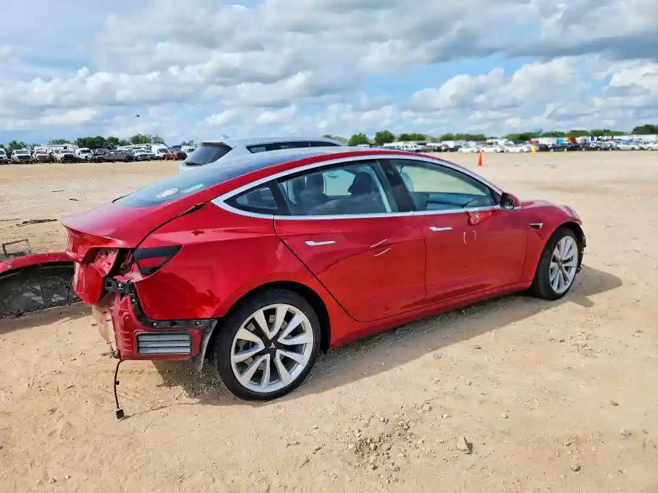 5YJ3E1EA2JF126045 2018 TESLA MODEL 3-2