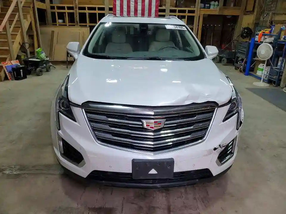 1GYKNDRS1HZ305420 2017 CADILLAC XT5-4