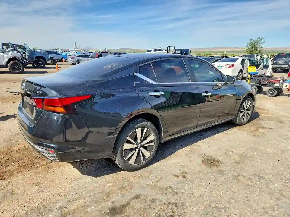 1N4BL4DV9MN403051 2021 NISSAN ALTIMA-2