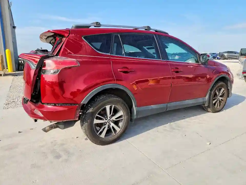 2T3RFREV7JW709603 2018 TOYOTA RAV4-2