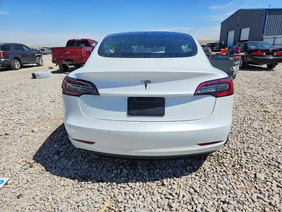 5YJ3E1EA7LF598213 2020 TESLA MODEL 3-5