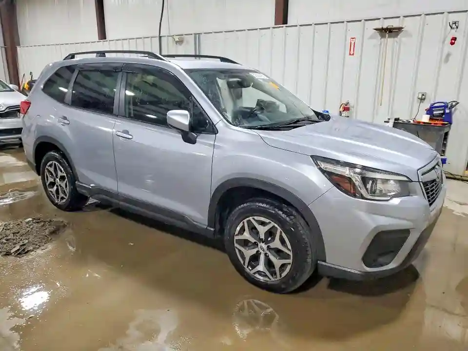 JF2SKAJC2LH428564 2020 SUBARU FORESTER-3