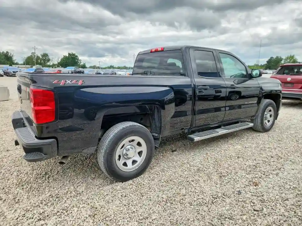 1GCVKNEC5JZ324364 2018 CHEVROLET SILVERADO-2