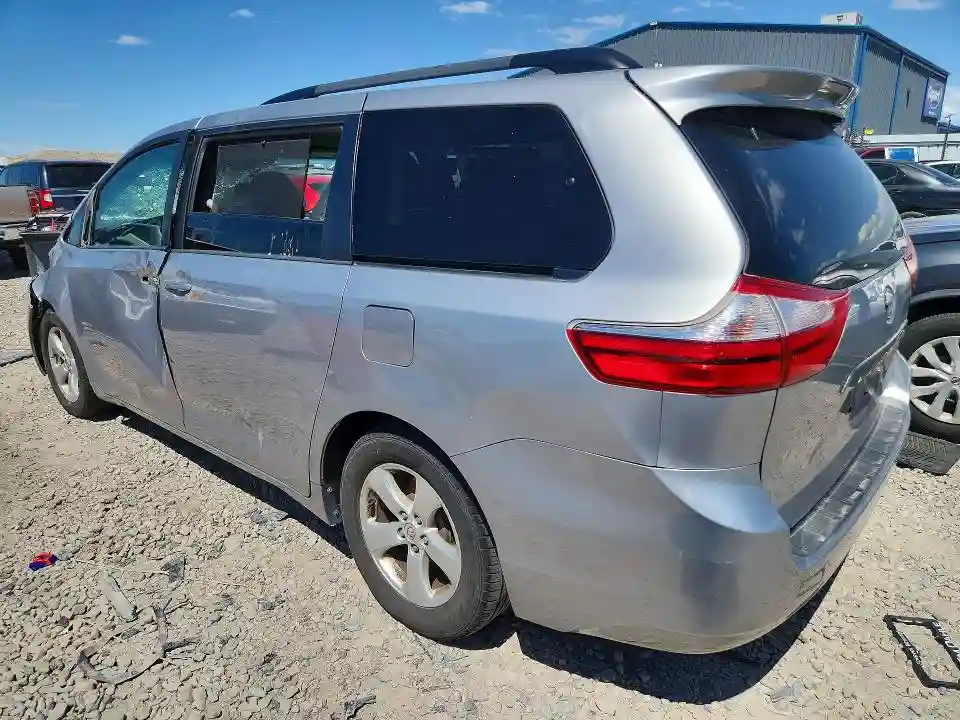 5TDKK3DC6FS558031 2015 TOYOTA SIENNA-1