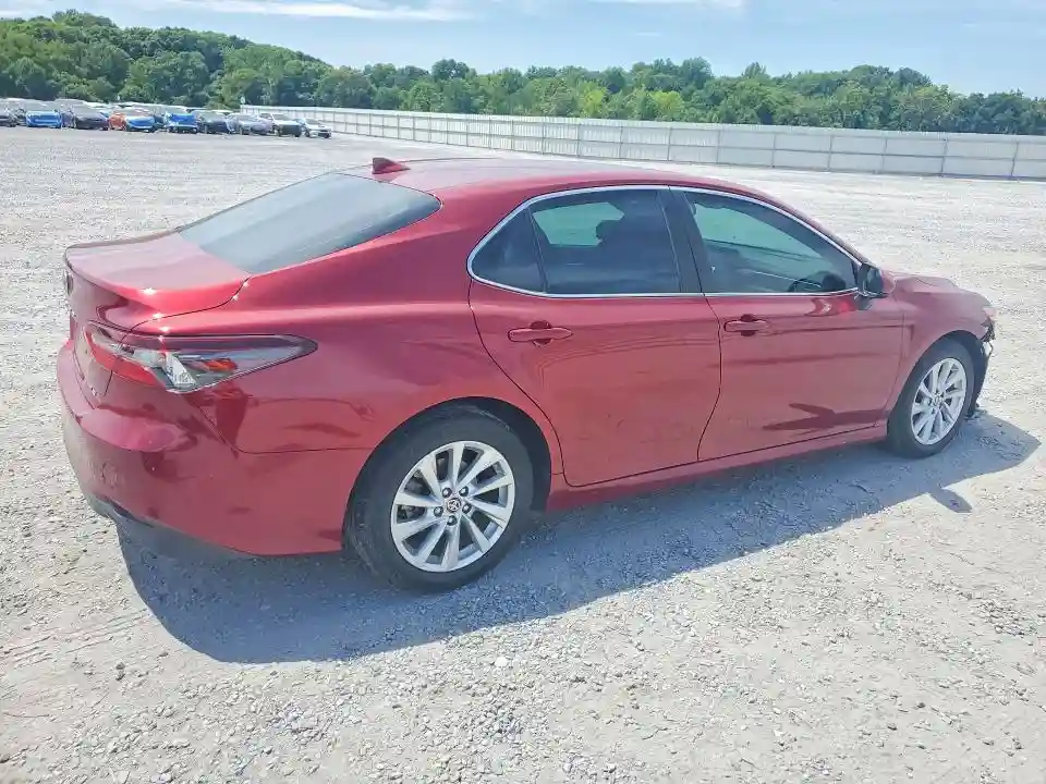 4T1C11AK5MU545492 2021 TOYOTA CAMRY-2