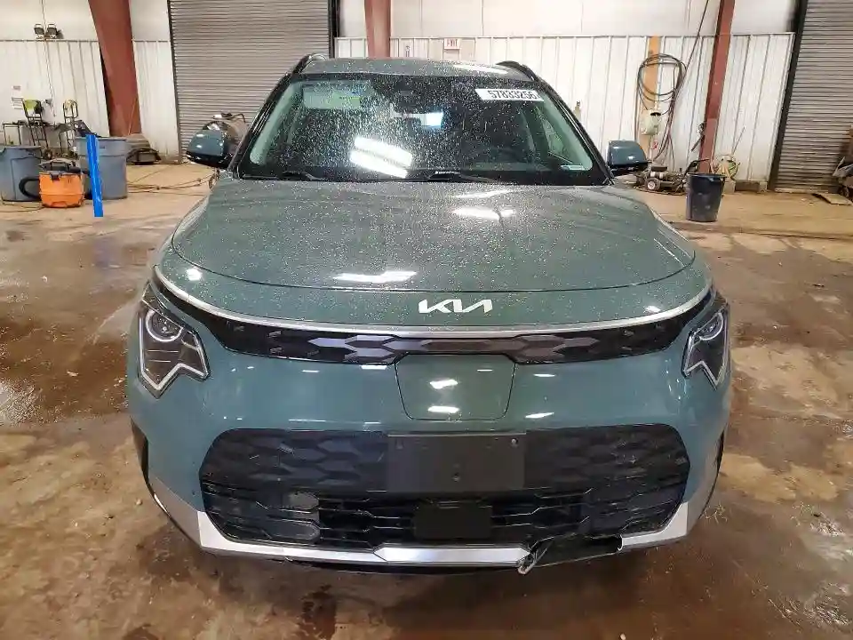 KNDCR3L16P5050021 2023 KIA NIRO-4