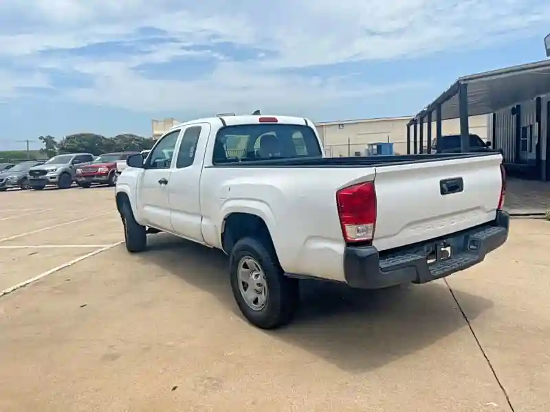 5TFRX5GN2HX098369 2017 TOYOTA TACOMA-2