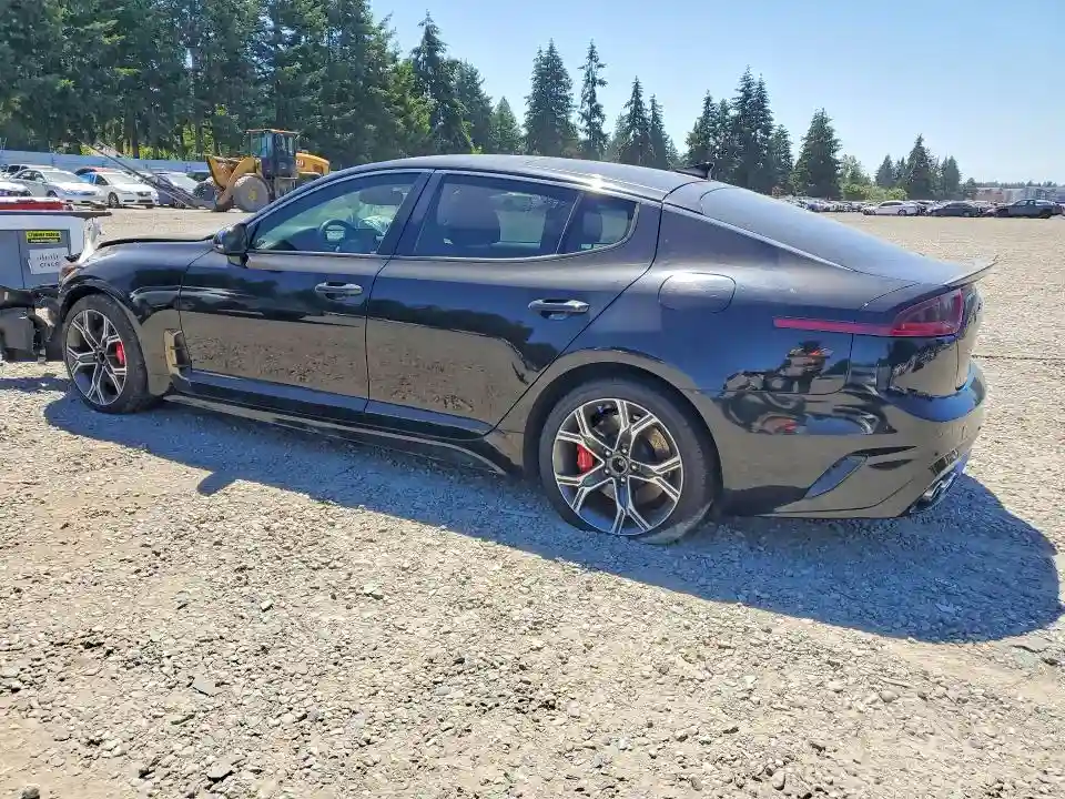 KNAE45LC3J6011826 2018 KIA STINGER-1