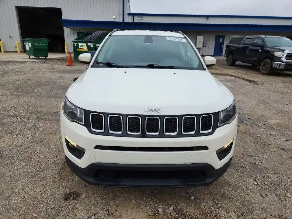 3C4NJDBB2LT132855 2020 JEEP COMPASS-4