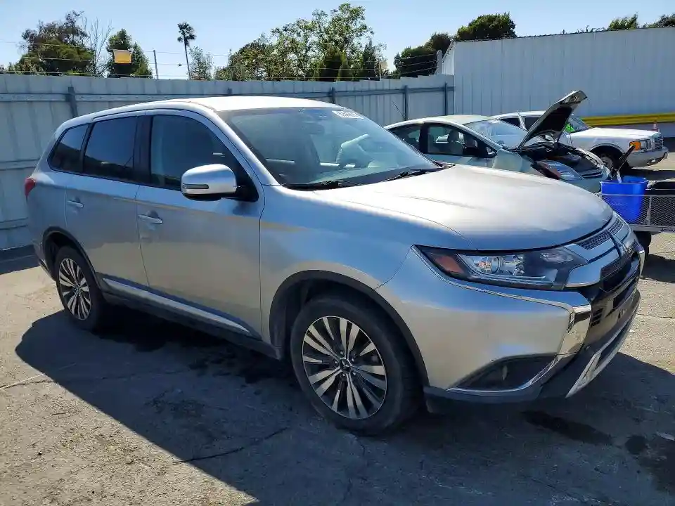 JA4AZ3A30KZ021685 2019 MITSUBISHI OUTLANDER-3