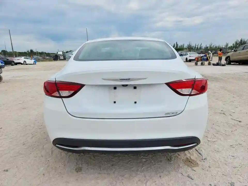 1C3CCCAB9GN149644 2016 CHRYSLER 200-5