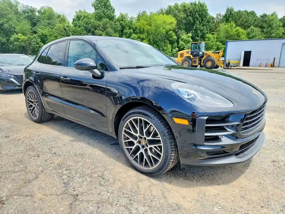 WP1AB2A50KLB33989 2019 PORSCHE MACAN-3