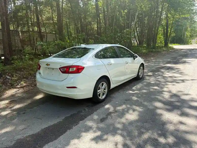 1G1BE5SM8J7234167 2018 CHEVROLET CRUZE-3