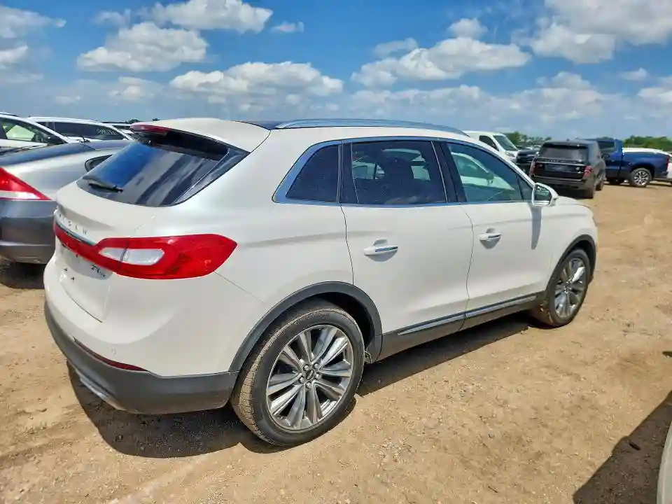 2LMPJ8LP1JBL38641 2018 LINCOLN MKX-2