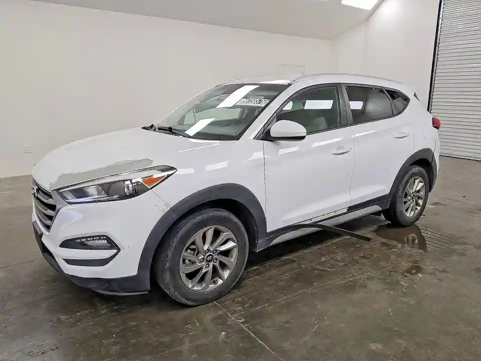KM8J3CA42JU674865 2018 HYUNDAI TUCSON-0