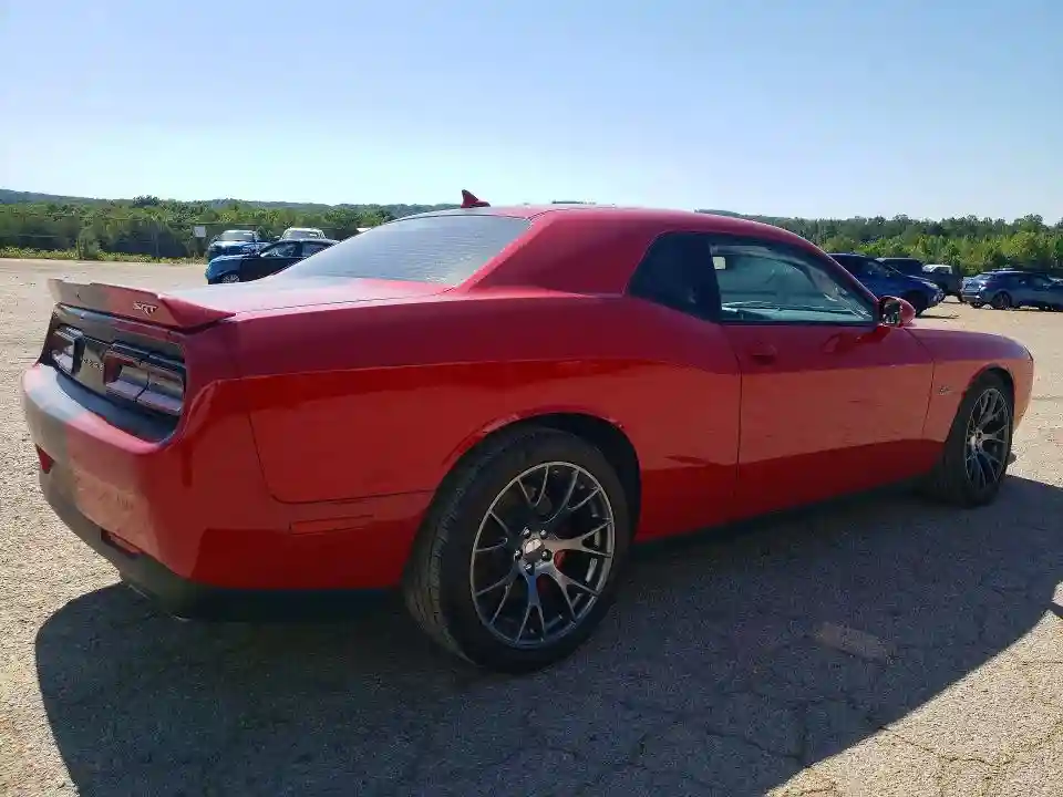 2C3CDZDJ7GH331743 2016 DODGE CHALLENGER-2