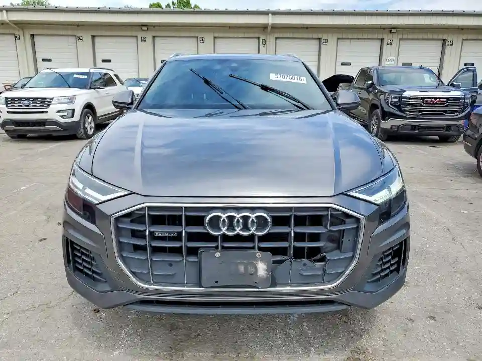 WA1AVAF12KD024429 2019 AUDI Q8-4