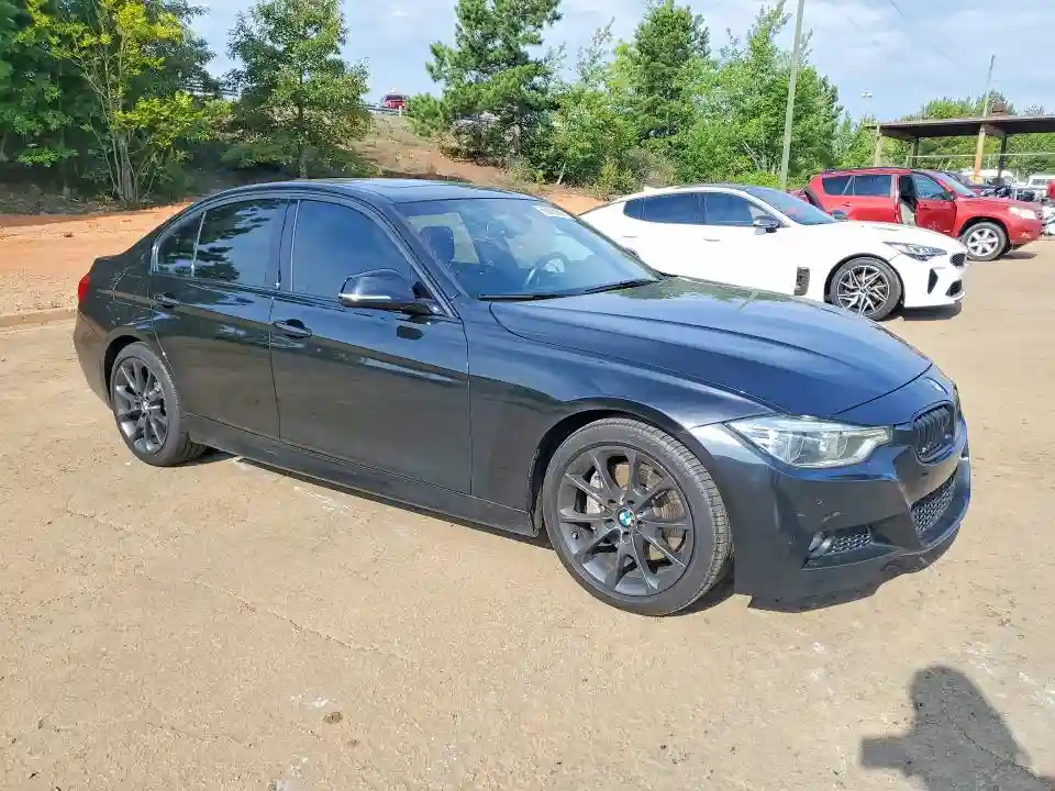 WBA8B9G50JNU98382 2018 BMW 3 SERIES-3