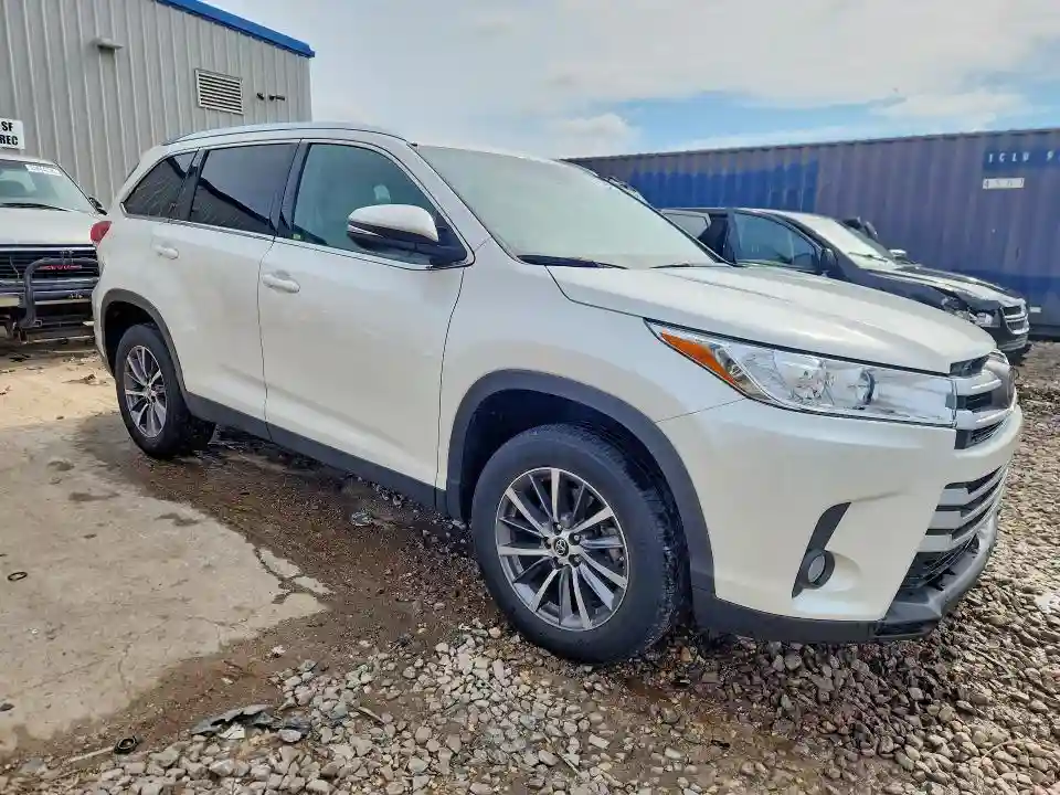 5TDKZRFH5KS560824 2019 TOYOTA HIGHLANDER-3