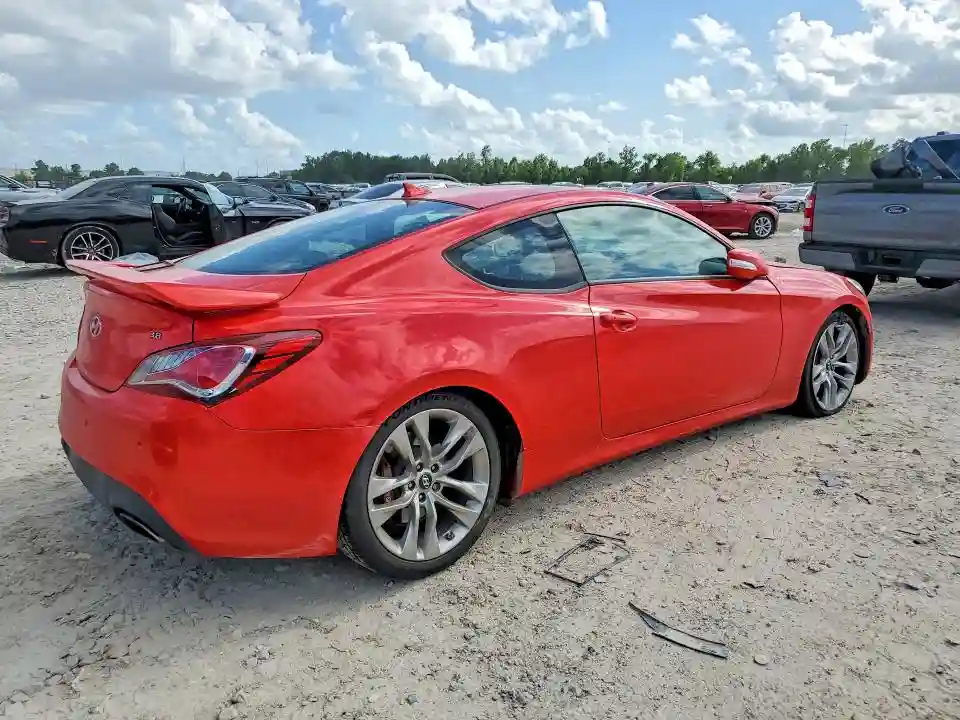 KMHHU6KJ8GU132731 2016 HYUNDAI GENESIS-2