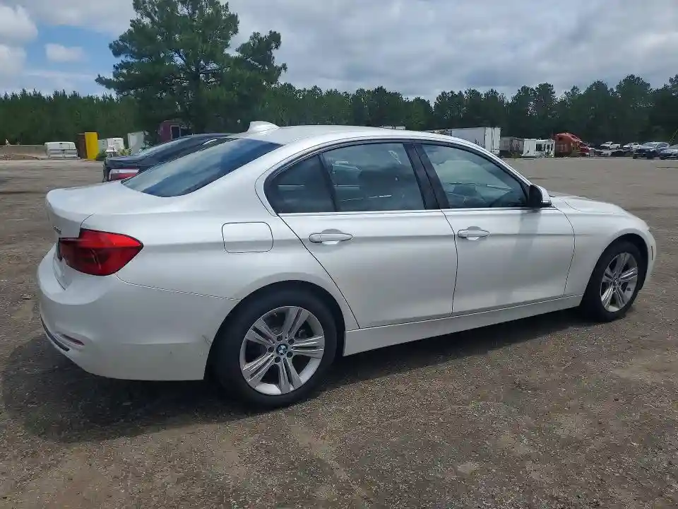WBA8D9C58JEM31464 2018 BMW 3 SERIES-2