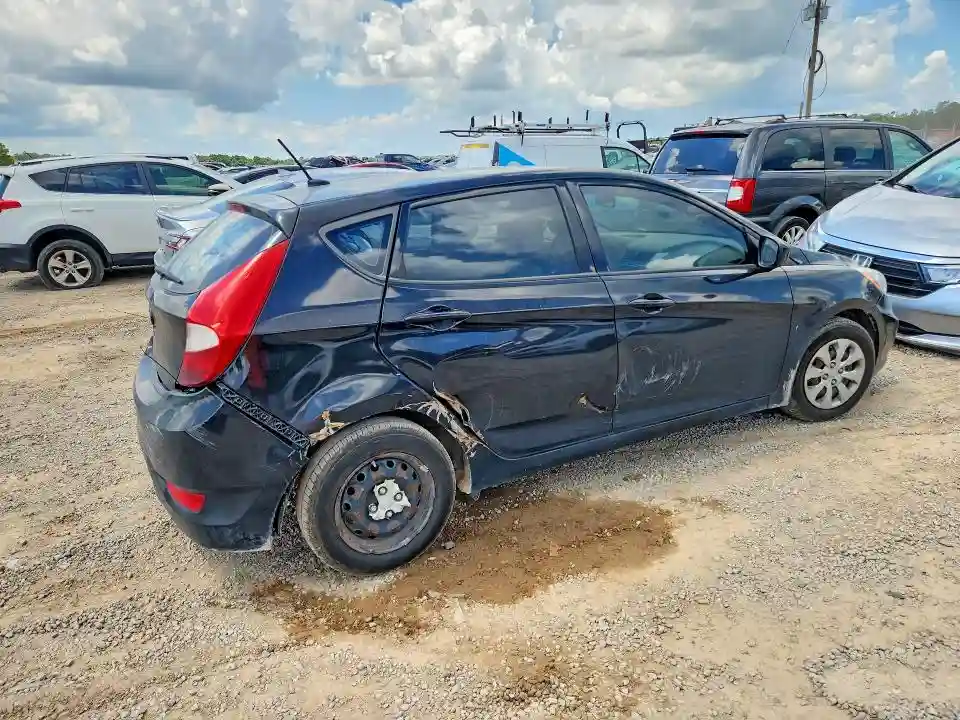 KMHCT5AE1GU263589 2016 HYUNDAI ACCENT-2