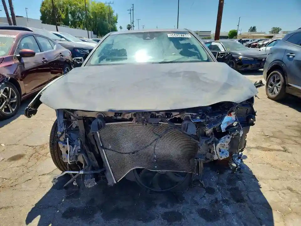 4T1G11AK7MU536472 2021 TOYOTA CAMRY-4