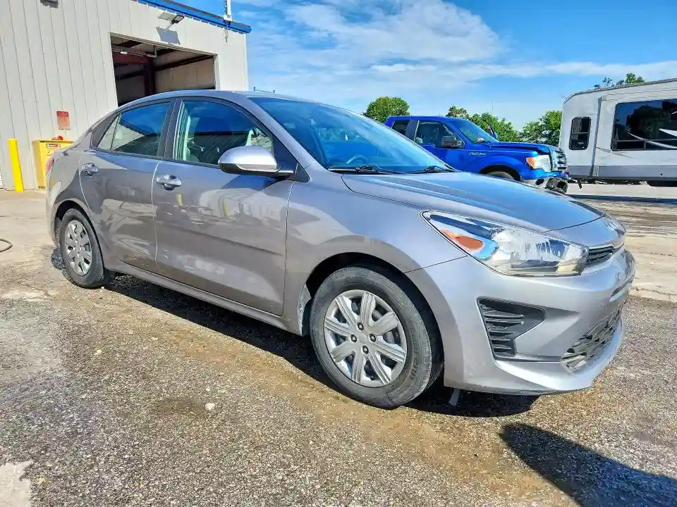3KPA24AD7PE526456 2023 KIA RIO-3