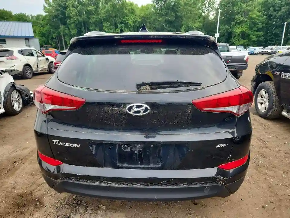 KM8J3CA46JU623370 2018 HYUNDAI TUCSON-5