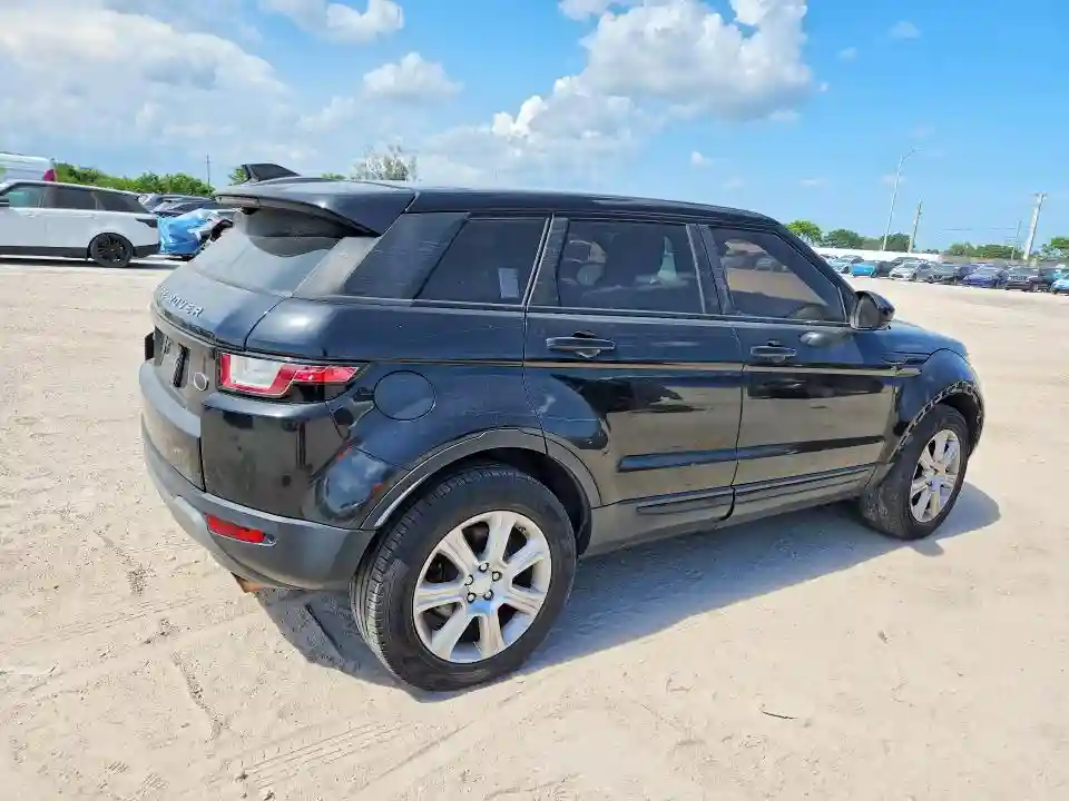 SALVP2BG8HH192409 2017 LAND ROVER RANGEROVER-2