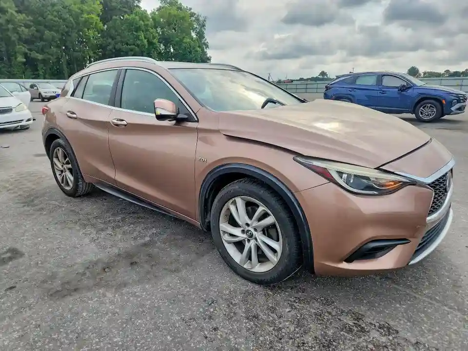 SJKCH5CP3KA008597 2019 INFINITI QX30-3