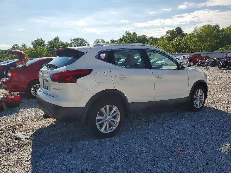 JN1BJ1CRXHW101130 2017 NISSAN ROGUE-2